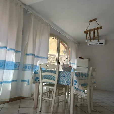 Semesterbostad Casa Sirene *